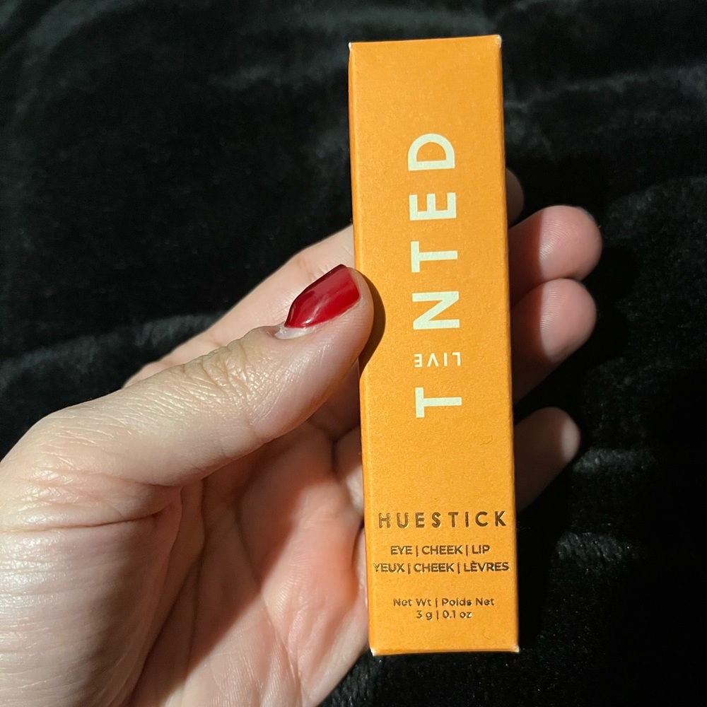 Live tinted hue stick 💄universal hue stick for eyes, cheeks, lips